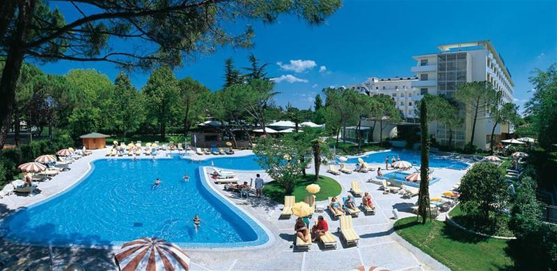 Bristol Buja Hotel 5*