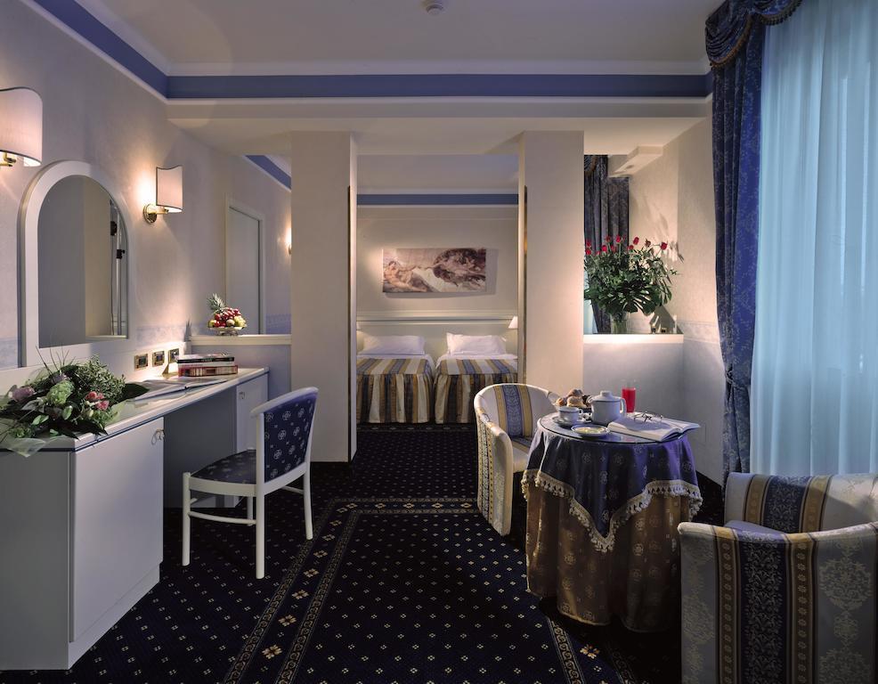 Bristol Buja Hotel 5*